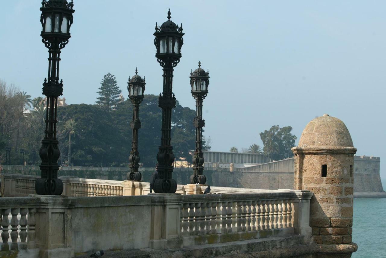 Acogedor Apartamento Cadiz Luaran gambar